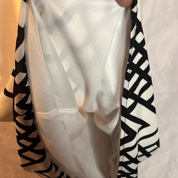 Bisou Bisou Black & Cream Sleeveless Dress 12 - Picture 8 of 10